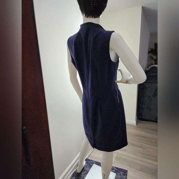 Calvin Klein - Picture 7 of 11